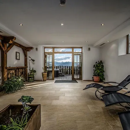 度假居 Holiday Waldkauz Gross By Interhome